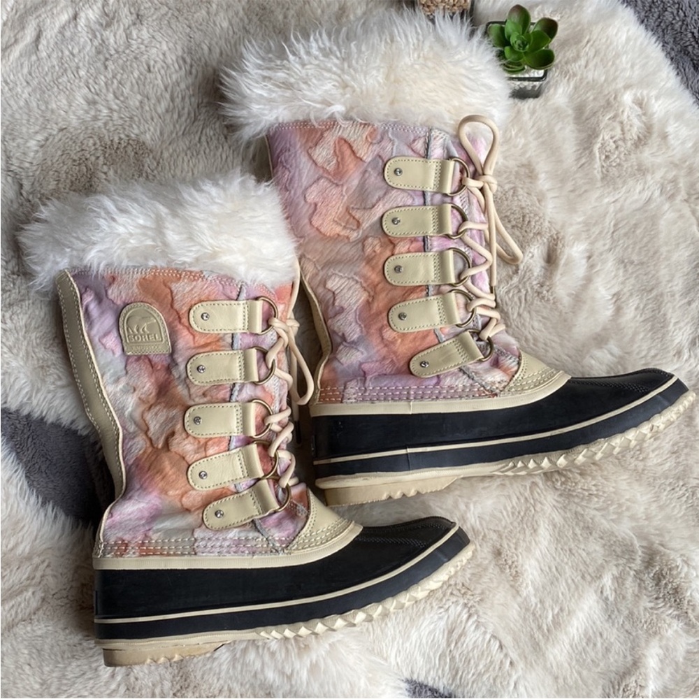 Sorel Women's Pink Purple and Cream Cowhide Winter Boots